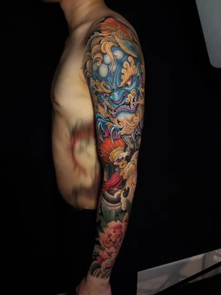 Colour guardian and peony sleeve tattoo by Yuyi